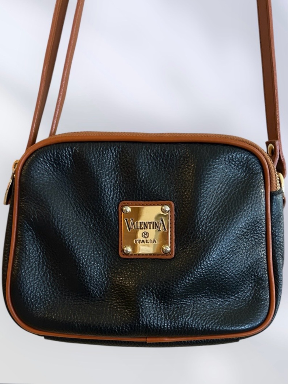 💐Valentina Classic Black Leather Crossbody Bag with Brown Trim - Picture 3 of 7